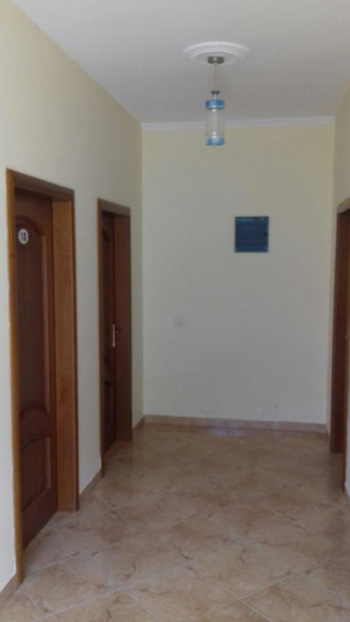 Vila Kristal Vlora エクステリア 写真